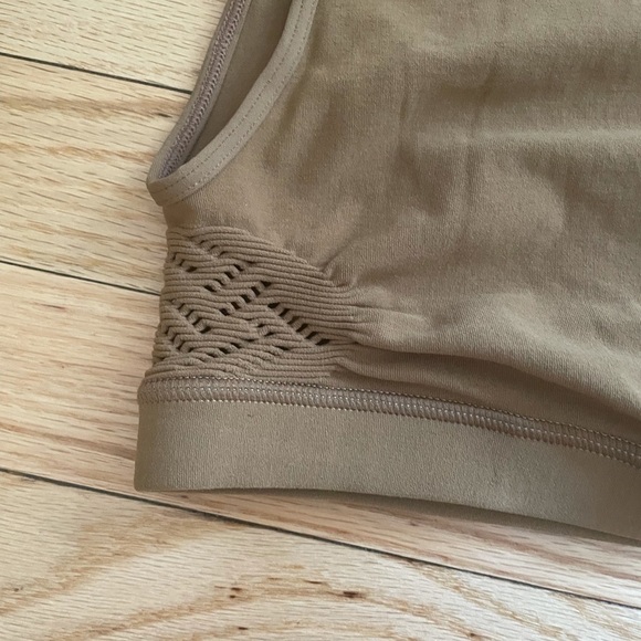 Phat Buddha Crop Top​​​​​​​​​​​​ - Picture 5 of 6